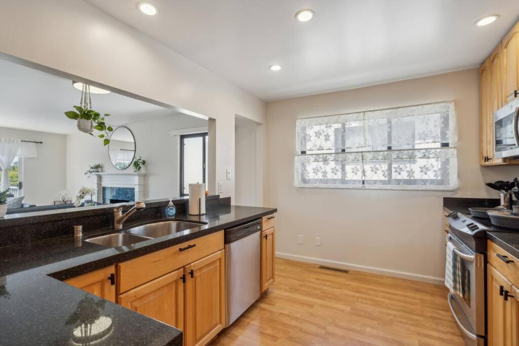 Modern Lux , 4Br 3Ba, 30 Or More Days Only South San Francisco Dış mekan fotoğraf